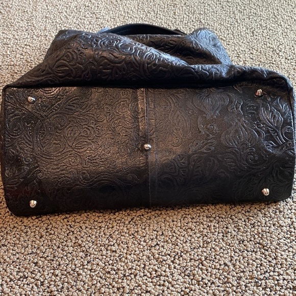 Isa Dora Black Italian Leather Large Shoulder/Tote Bag in Like New Condition - Picture 3 of 10